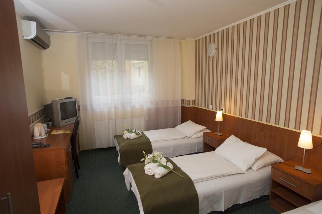Atlantic Hotel Budapeşte Dış mekan fotoğraf