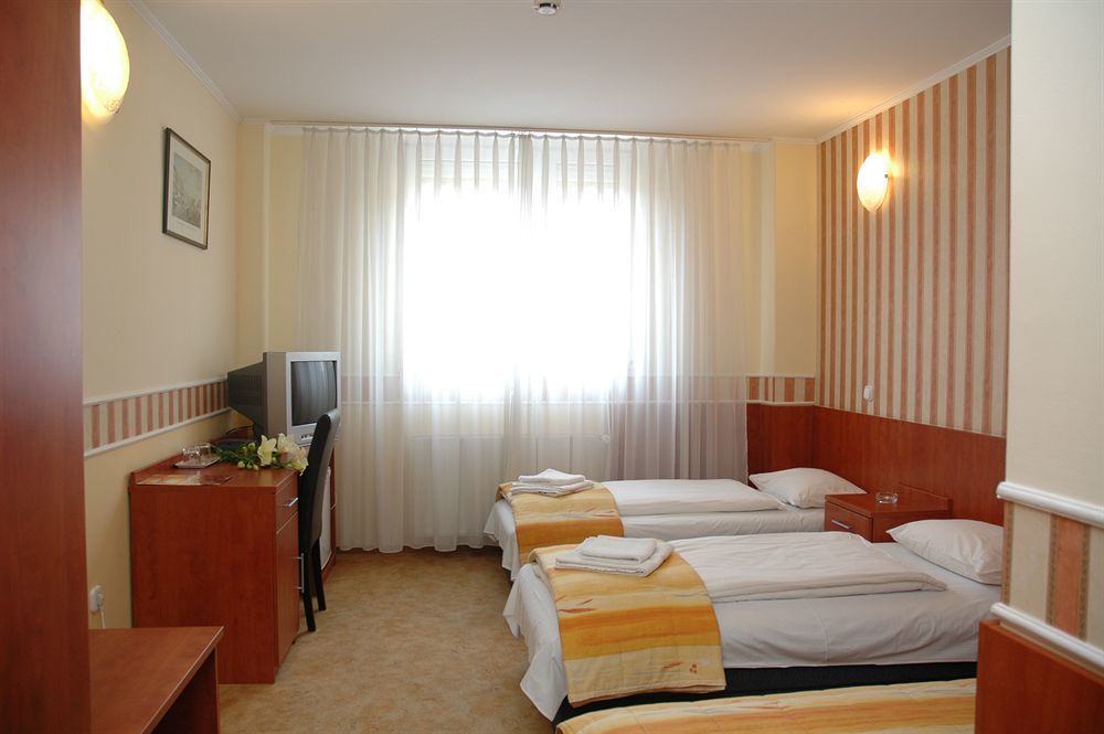 Atlantic Hotel Budapeşte Dış mekan fotoğraf