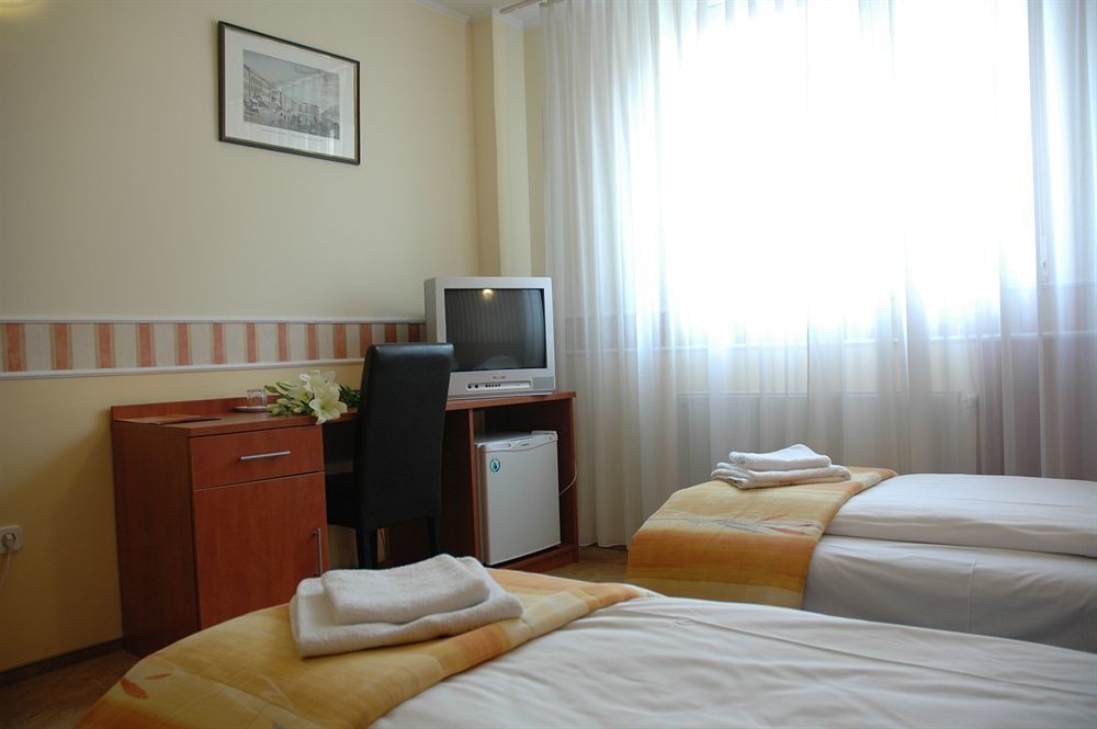 Atlantic Hotel Budapeşte Dış mekan fotoğraf