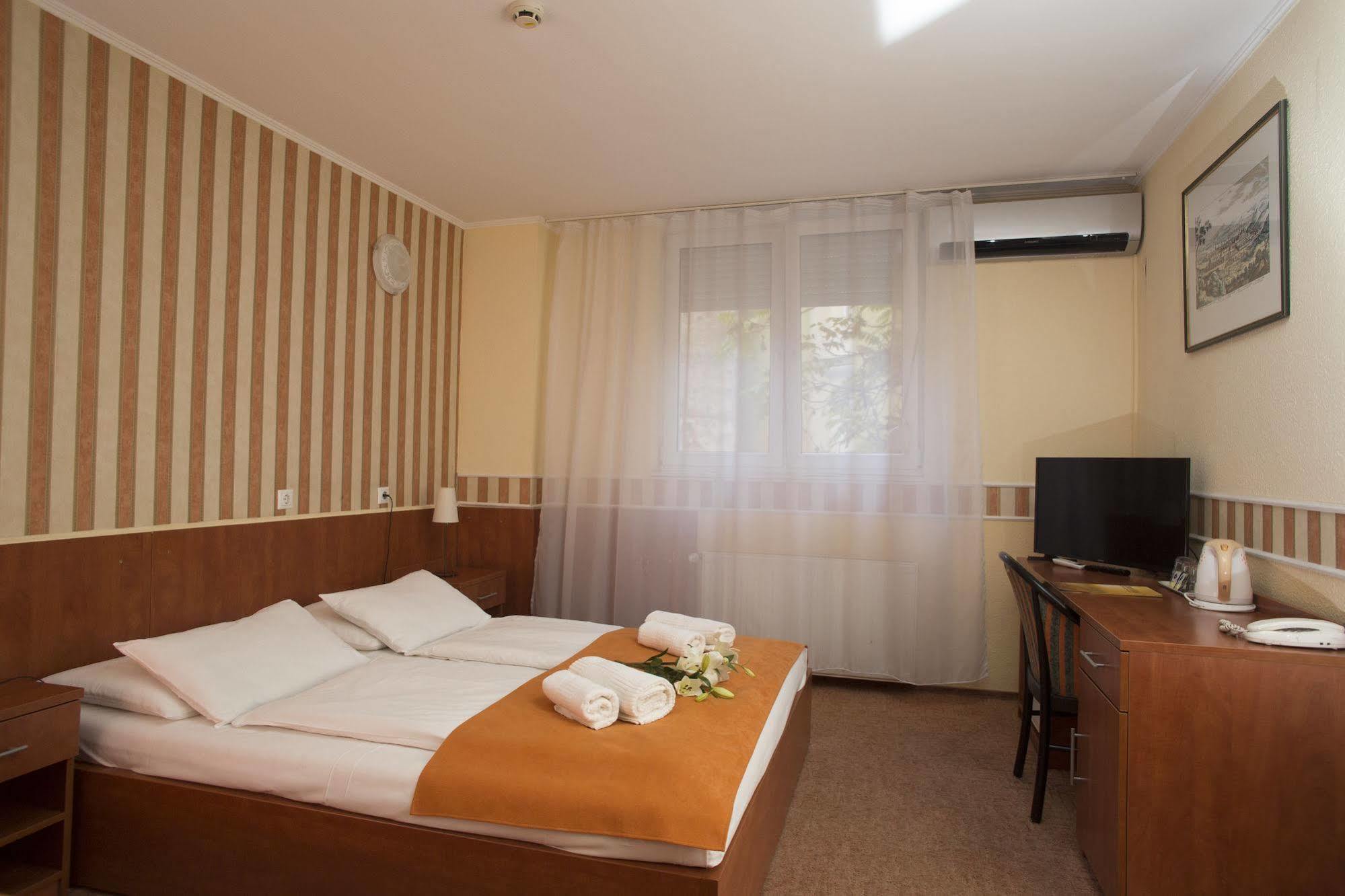 Atlantic Hotel Budapeşte Dış mekan fotoğraf