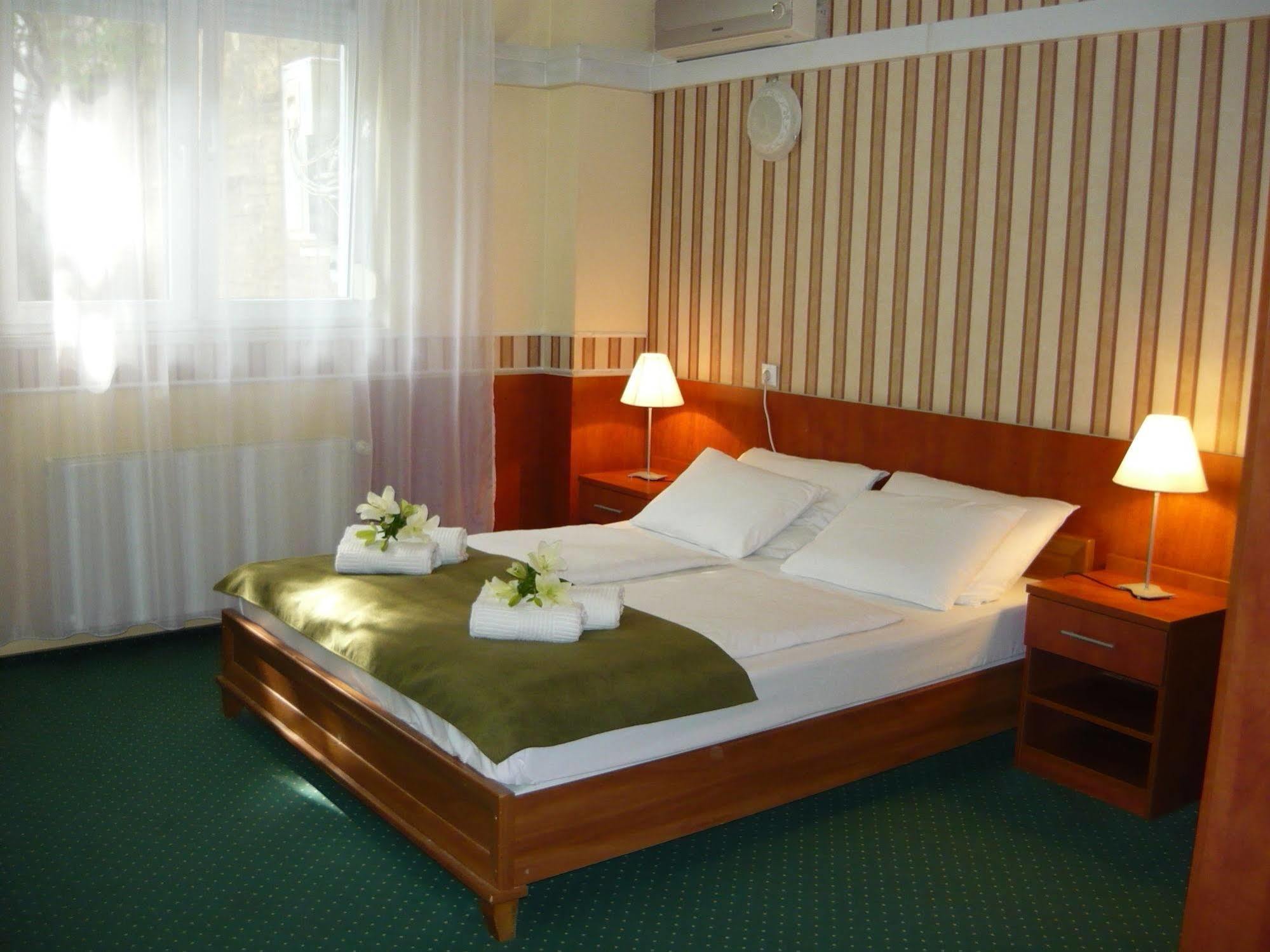 Atlantic Hotel Budapeşte Dış mekan fotoğraf