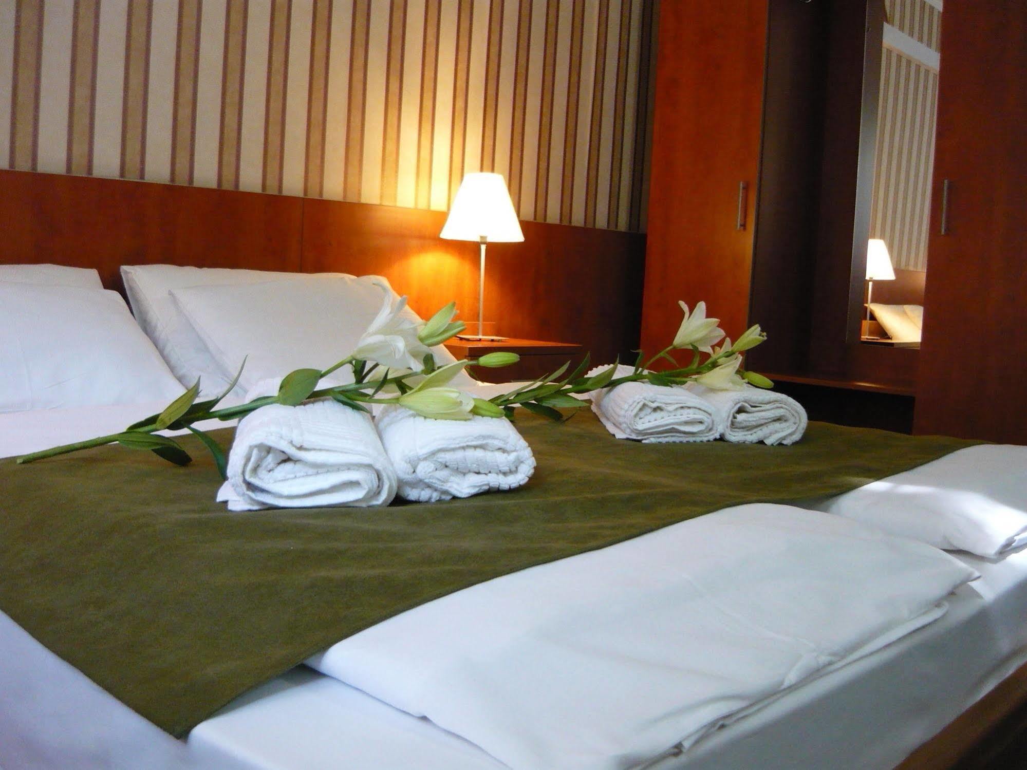 Atlantic Hotel Budapeşte Dış mekan fotoğraf